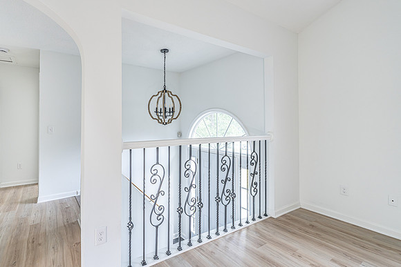13 North Ridge Court-5