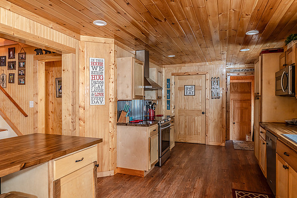 1297 Old Summervilee-19