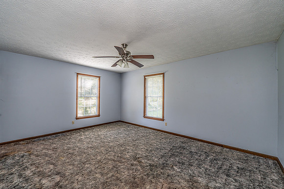 838 Pleasant Hope-26