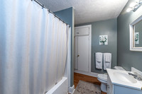 614 Briarwood Circle-12