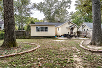 614 Briarwood Circle-17