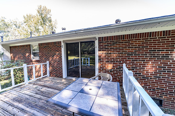 135 Benton-2