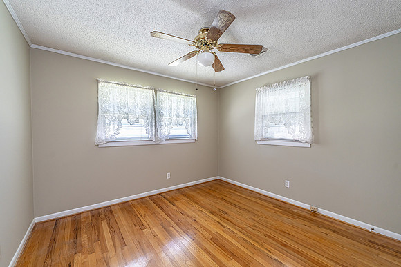 135 Benton-13