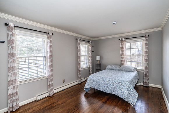 227 W Lakeshore IHC-23