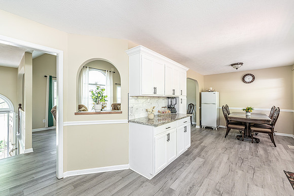13 Greystone SC-16