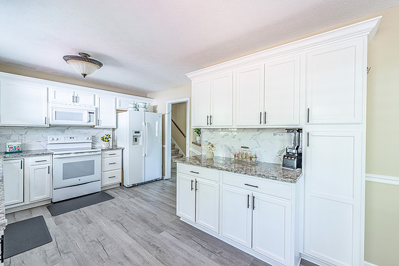 13 Greystone SC-19