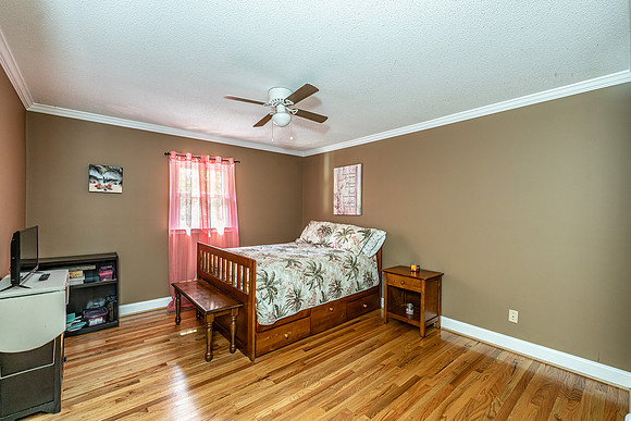18 College View SC-21