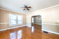 809 E 2nd SG-12