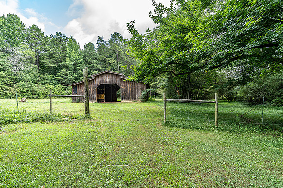 5226 Cedartown Hwy-12