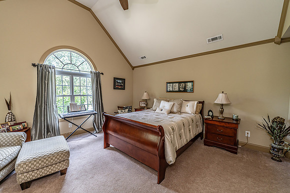 225 Meadow Lakes-26