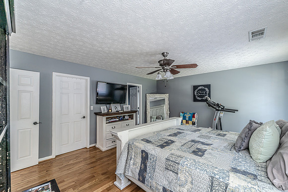 530 Pleasant Valley-21