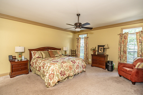 225 Meadow Lakes-15