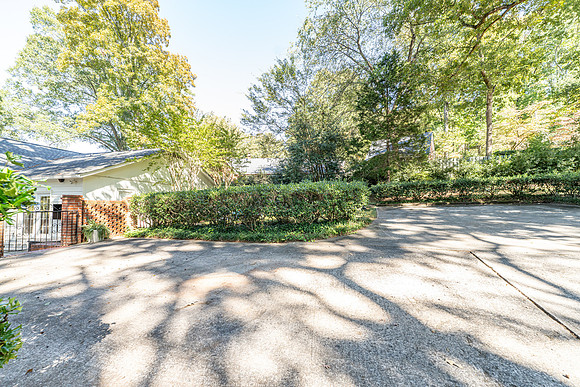 1115 Park Blvd-29