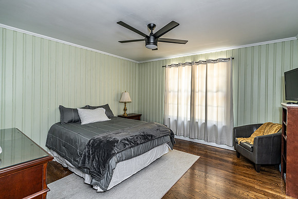 2249 N Broad-27