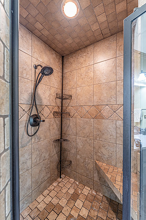 225 Meadow Lakes-20