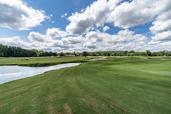 225 Meadow Lakes-45