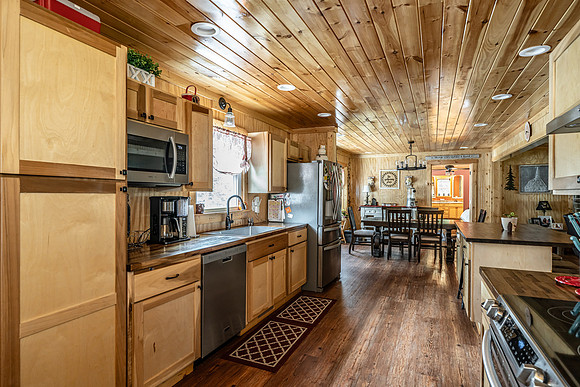 1297 Old Summervilee-14