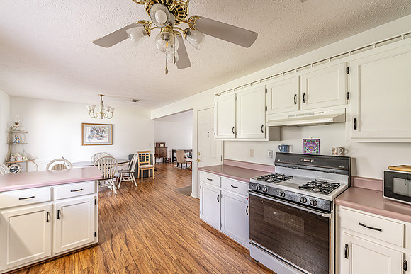 104 Sagewood KW-16