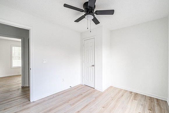 13 North Ridge Court-18