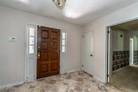 18 Wellington Way SG-11