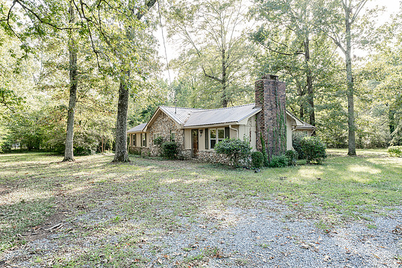 643 Old Summerville-15