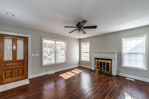109 Crescent-1