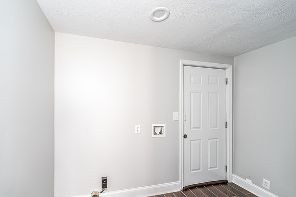 109 Crescent-10