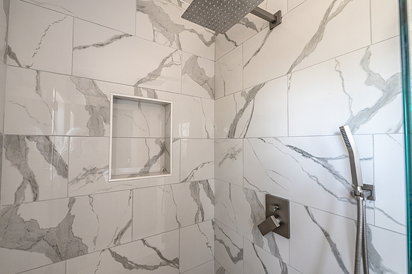 11 E Lakeshore-28