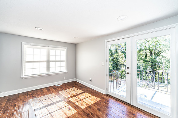 109 Crescent-9