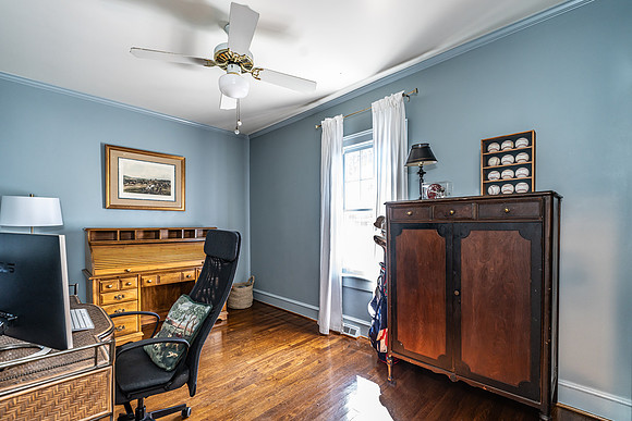 1115 Park Blvd-16