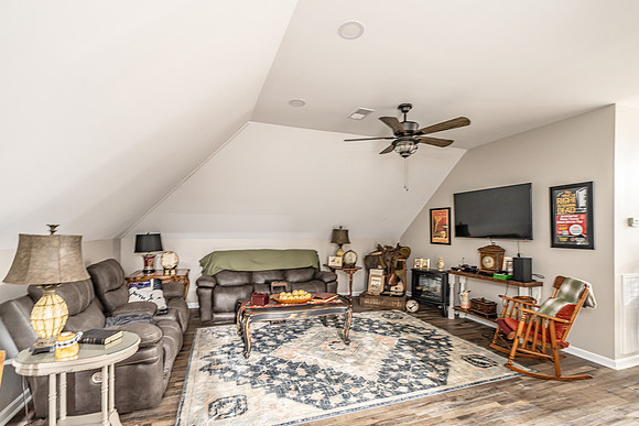 1590 County Road 136 SG-51