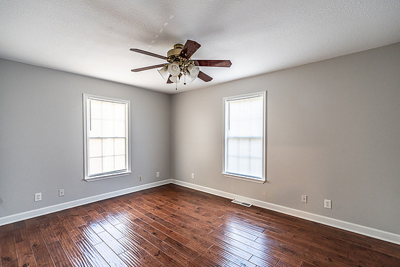 109 Crescent-15