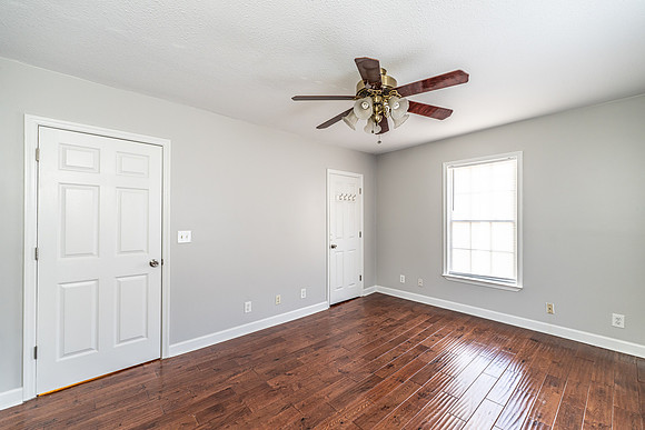 109 Crescent-16