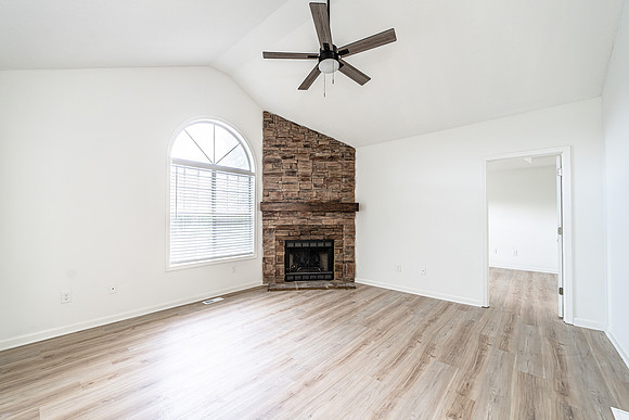 13 North Ridge Court-4