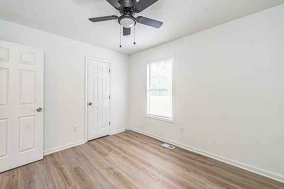 13 North Ridge Court-21