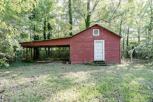 643 Old Summerville-9