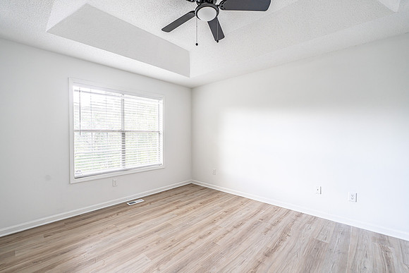 13 North Ridge Court-12