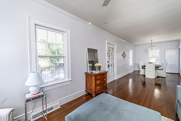 1115 Park Blvd-4
