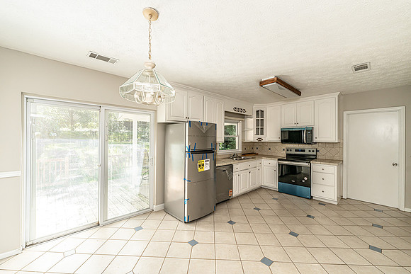 108 Wilshire KW-7
